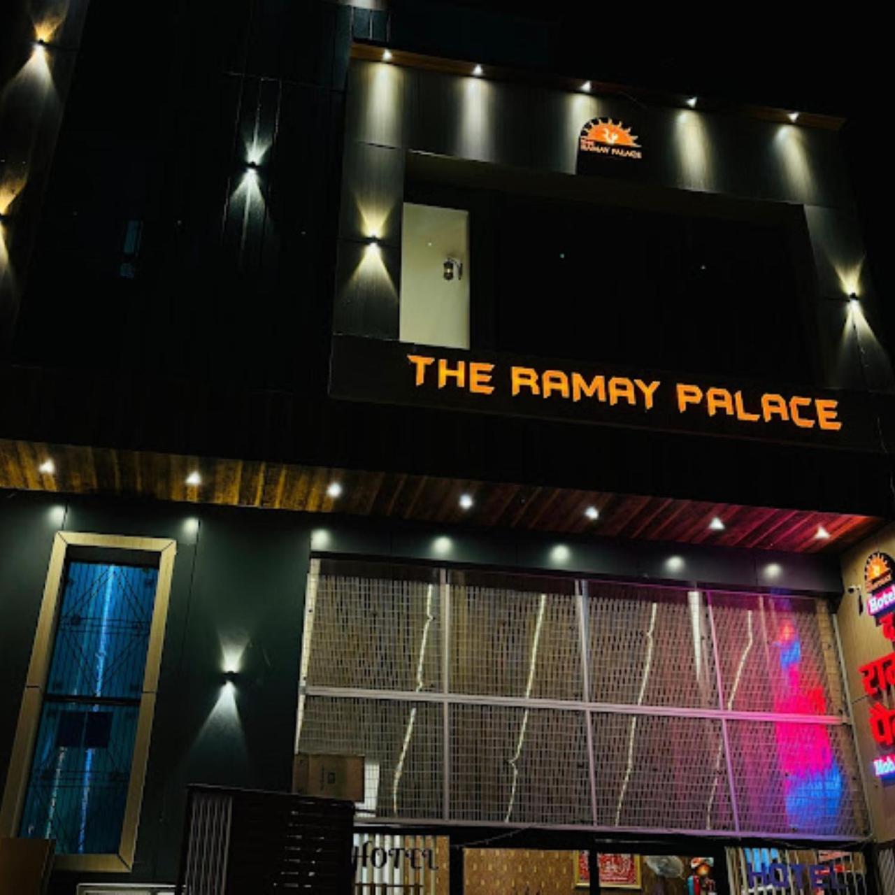 Hotel The Ramay Palace Ayodhya Exteriér fotografie